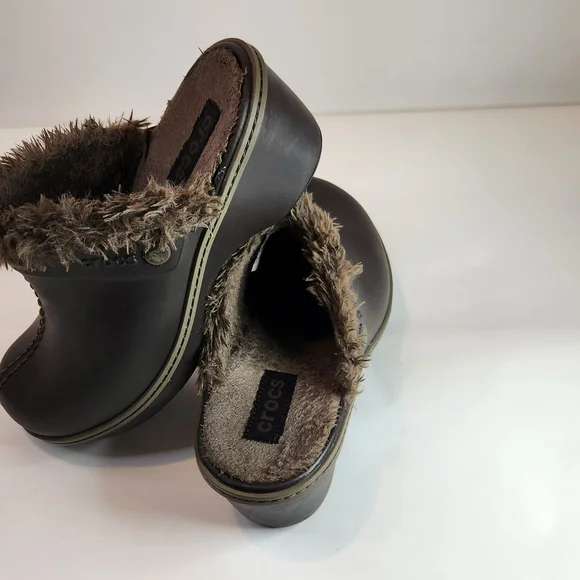 Crocs Plush Lined Clogs - Expresso/Walnut - Size 7 - Picture 6 of 10